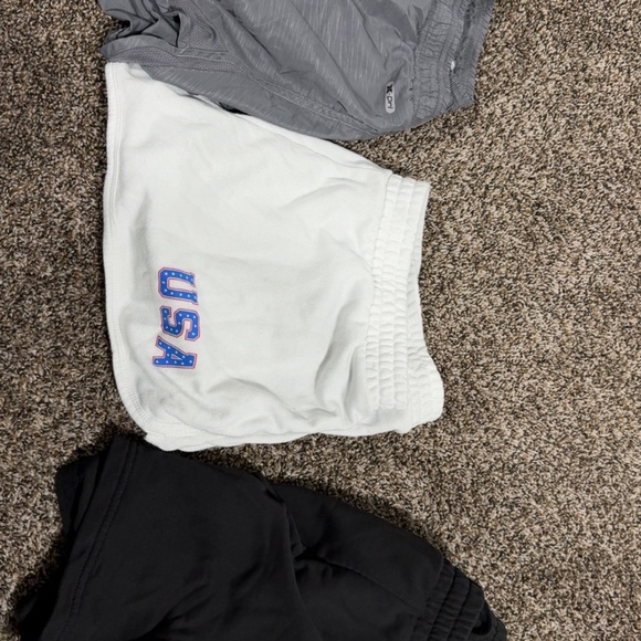 3 pair of women’s shorts - Picture 1 of 1